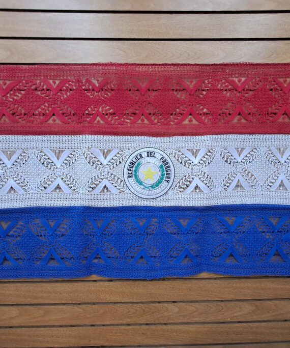 Bandera Paraguaya en Ñandutí